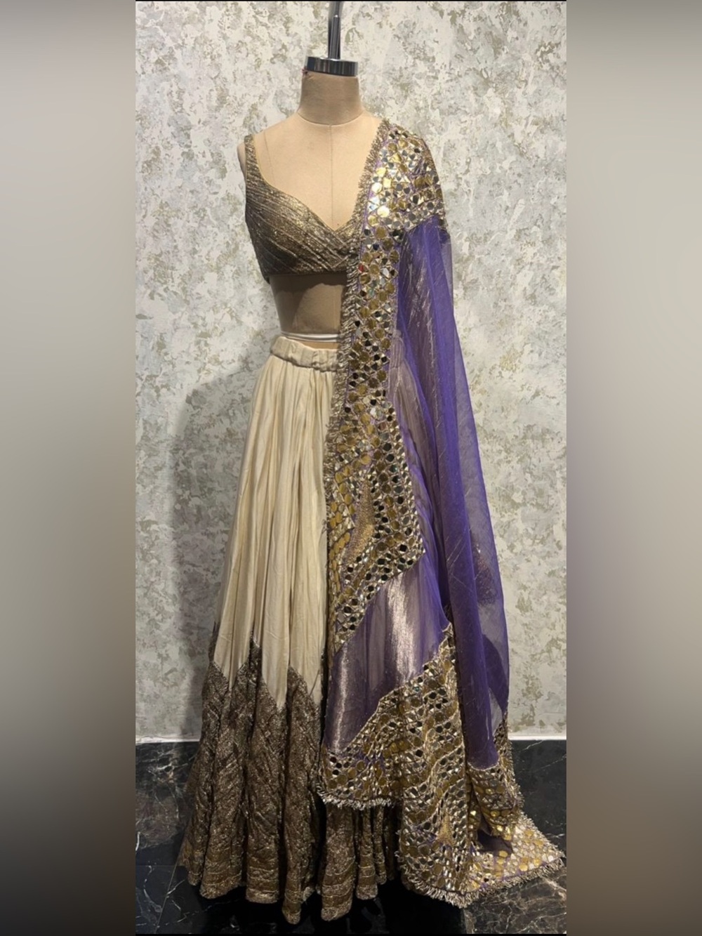 ITRH Elegant Cream Lehenga Skirt with Gold Embellished Hem
